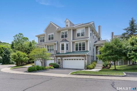 14 Cambridge Drive Danbury CT 06811