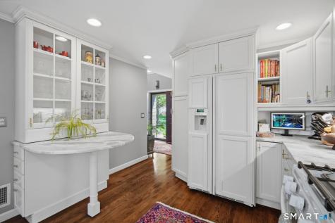 22 Timberwood Road West Hartford CT 06117
