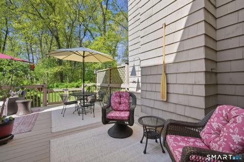 22 Timberwood Road West Hartford CT 06117