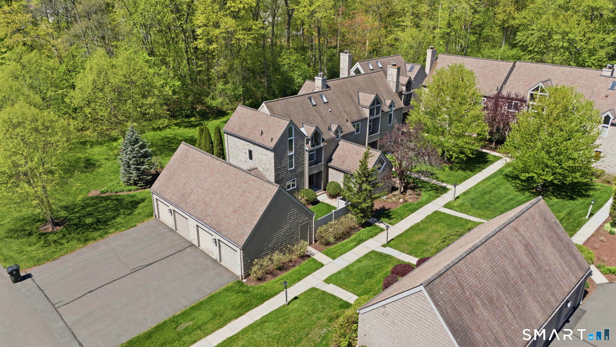 22 Timberwood Road West Hartford CT 06117