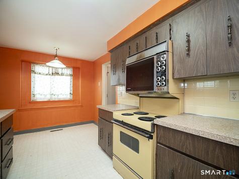 81 River Bend Road Stratford CT 06614