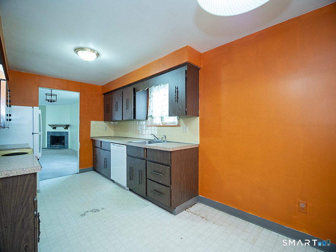 81 River Bend Road Stratford CT 06614