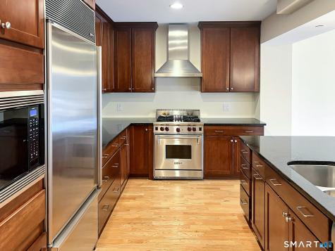 16 Hayestown Road Danbury CT 06811