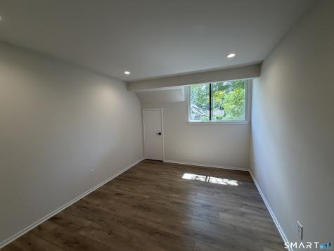 176 Heritage Village Southbury CT 06488