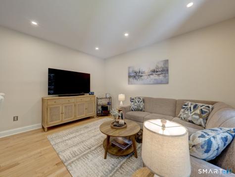 41 Marble Faun Lane Windsor CT 06095