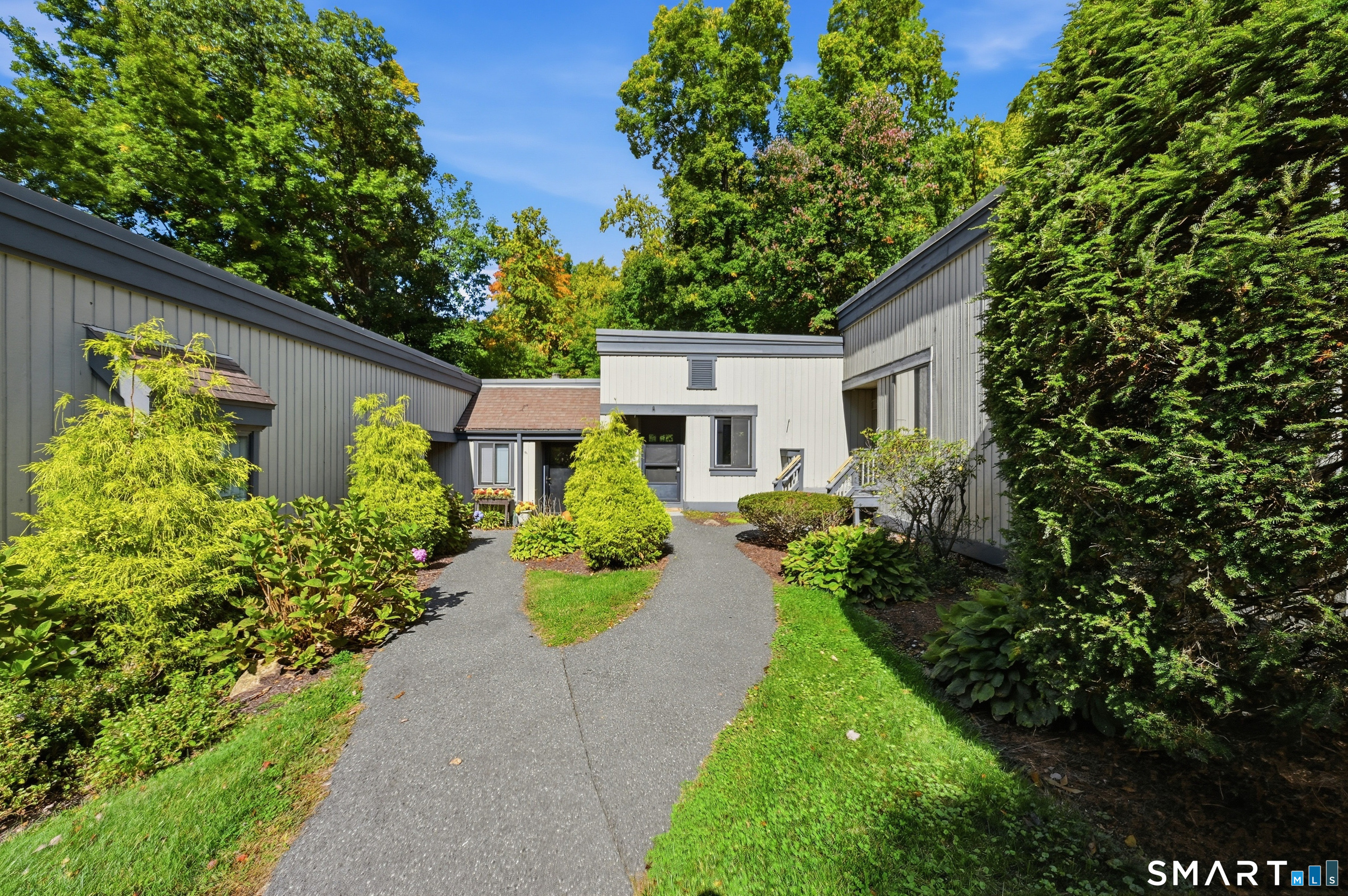 786 Heritage Village Southbury CT 06488