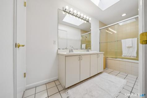 2289 Bedford Street Stamford CT 06905