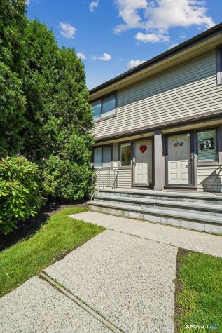 2289 Bedford Street Stamford CT 06905