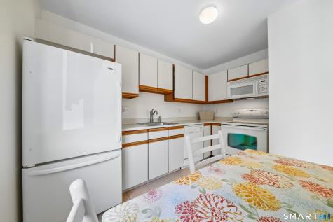 2289 Bedford Street Stamford CT 06905