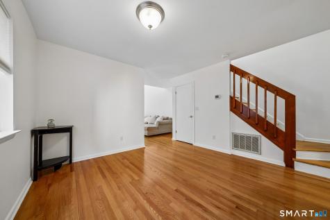 2289 Bedford Street Stamford CT 06905