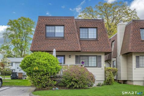 35 Wascussee Lane Stamford CT 06902