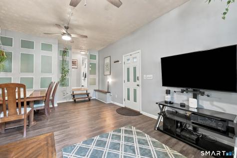 949 Pleasant Valley Road South Windsor CT 06074