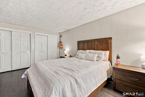 949 Pleasant Valley Road South Windsor CT 06074