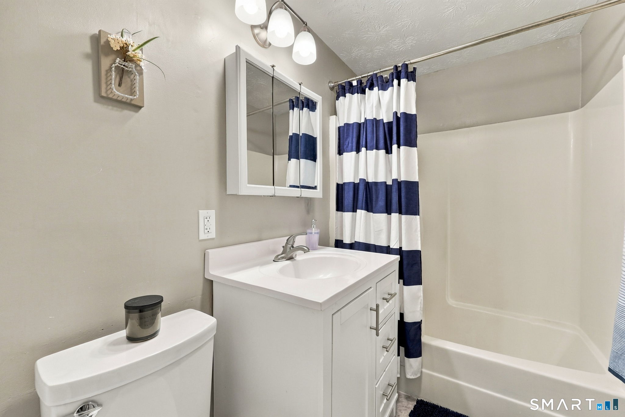 949 Pleasant Valley Road South Windsor CT 06074