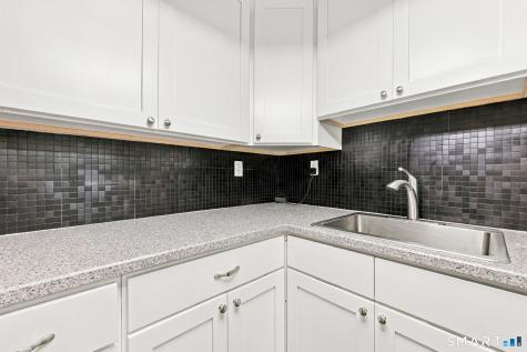949 Pleasant Valley Road South Windsor CT 06074