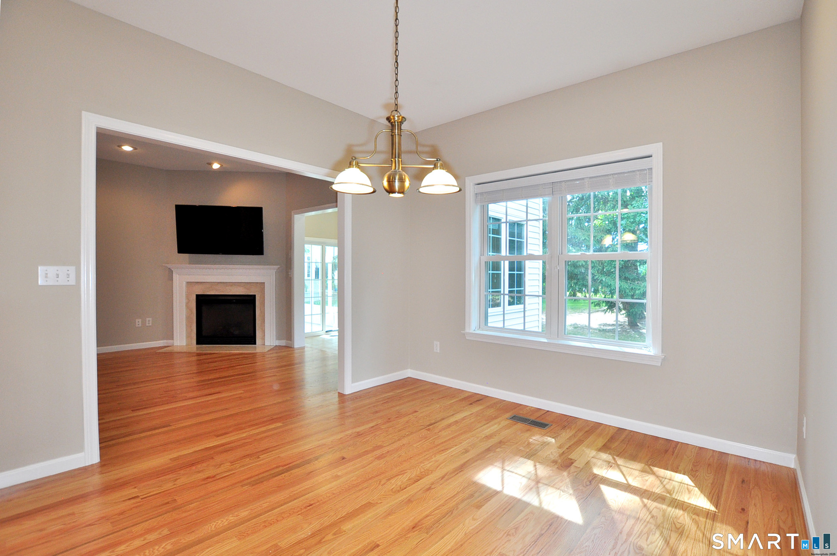 110 Turnberry Lane Windsor CT 06095