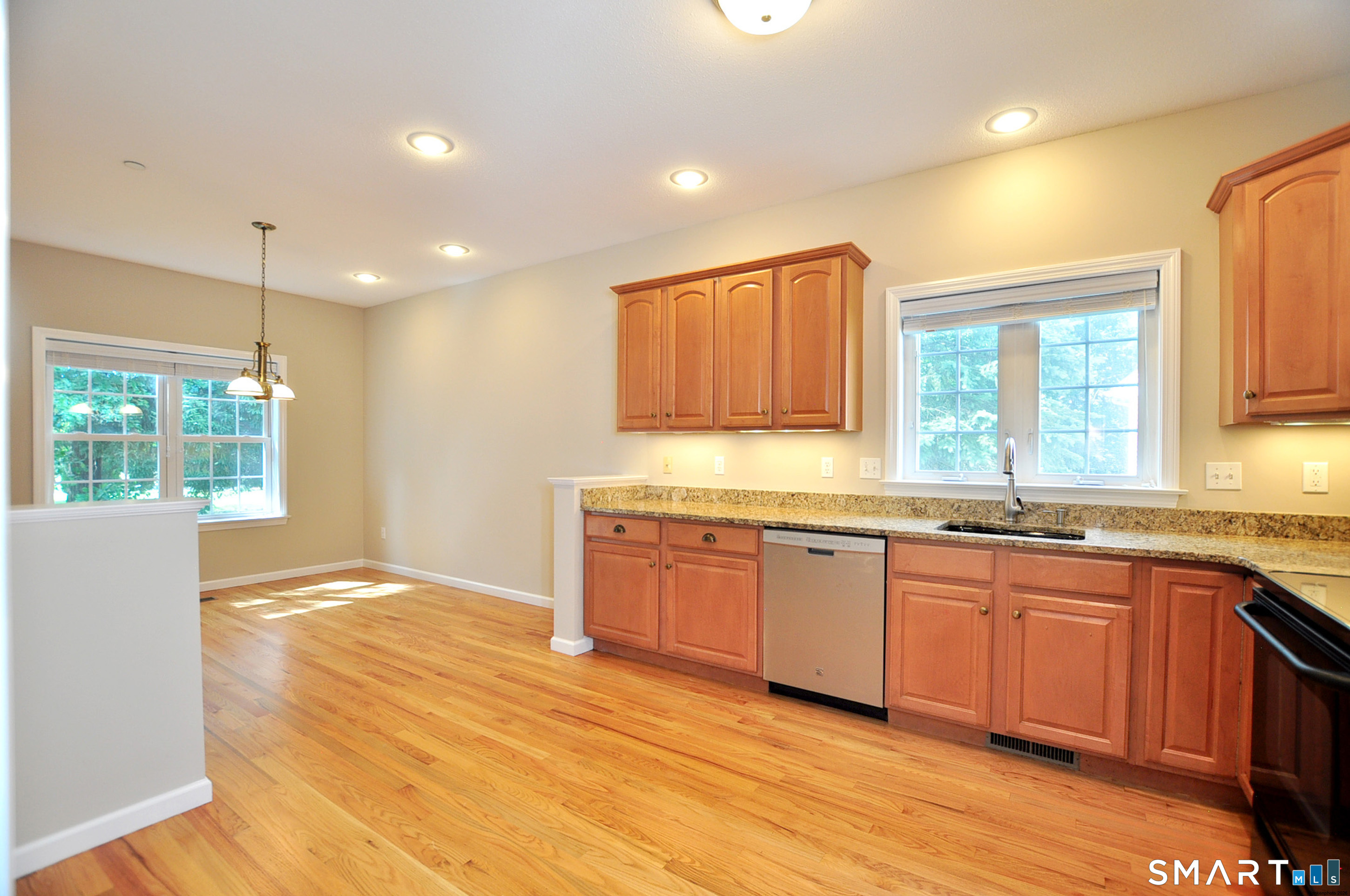 110 Turnberry Lane Windsor CT 06095