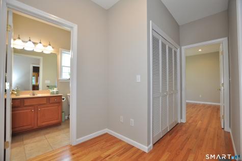 110 Turnberry Lane Windsor CT 06095
