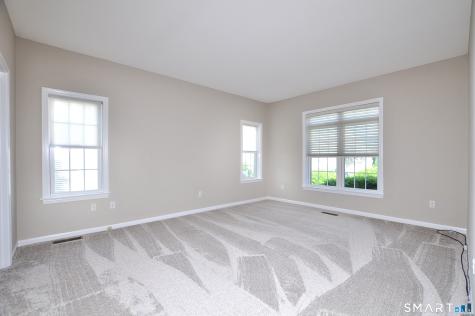 110 Turnberry Lane Windsor CT 06095