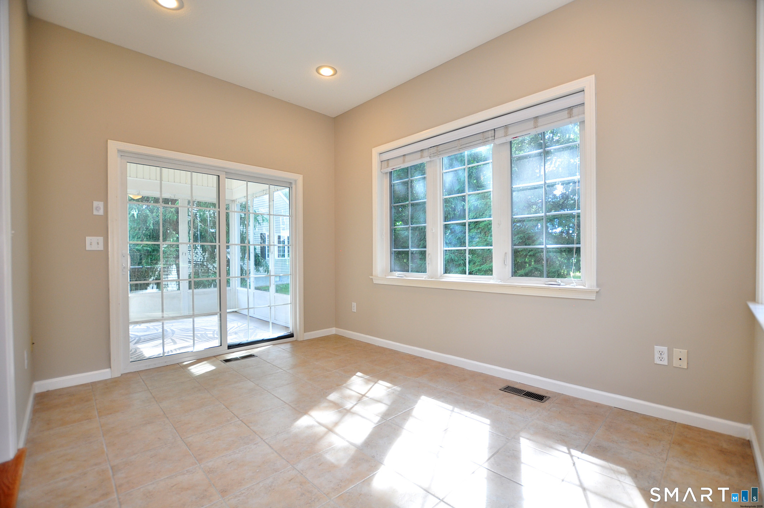110 Turnberry Lane Windsor CT 06095