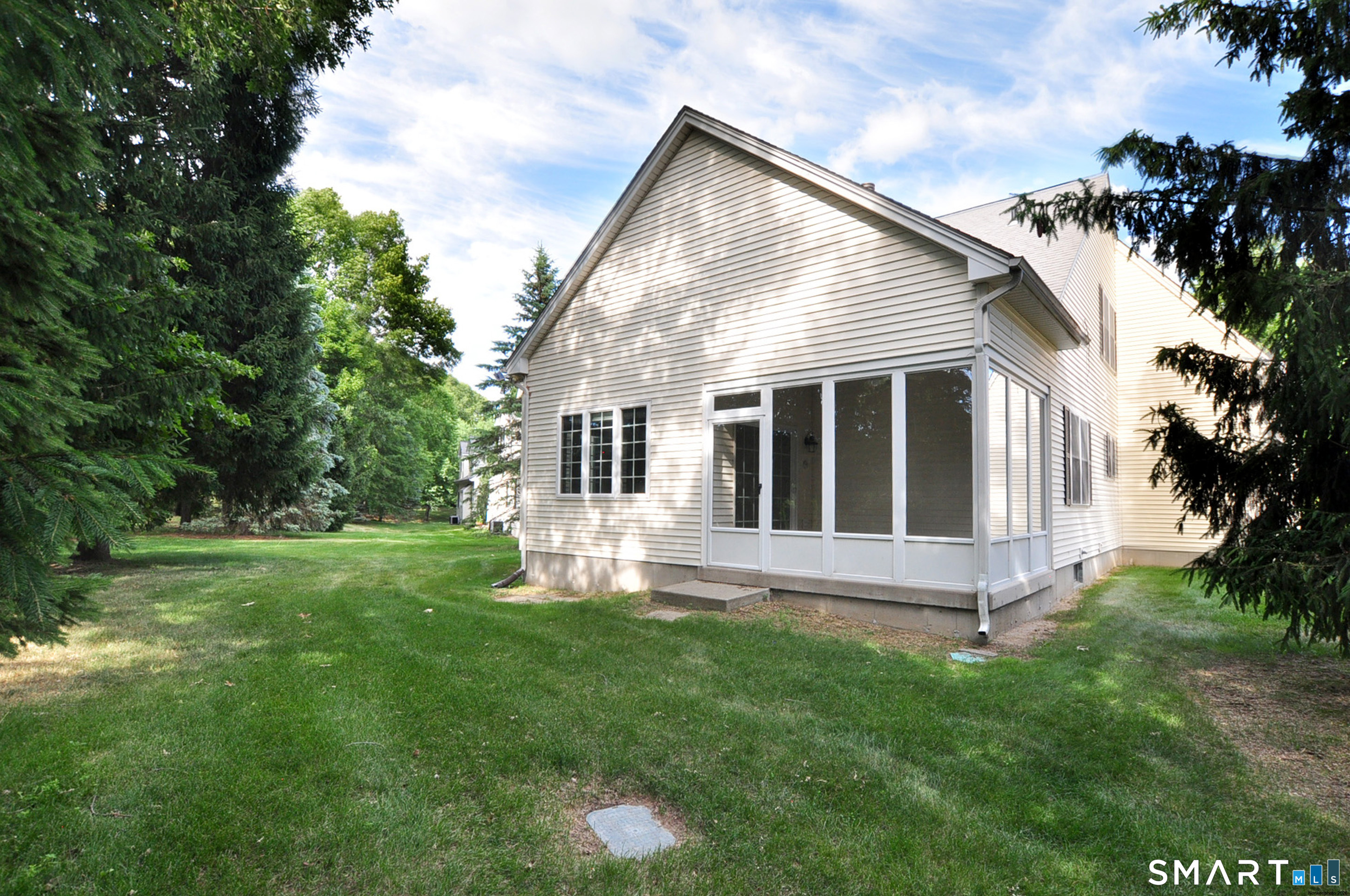 110 Turnberry Lane Windsor CT 06095