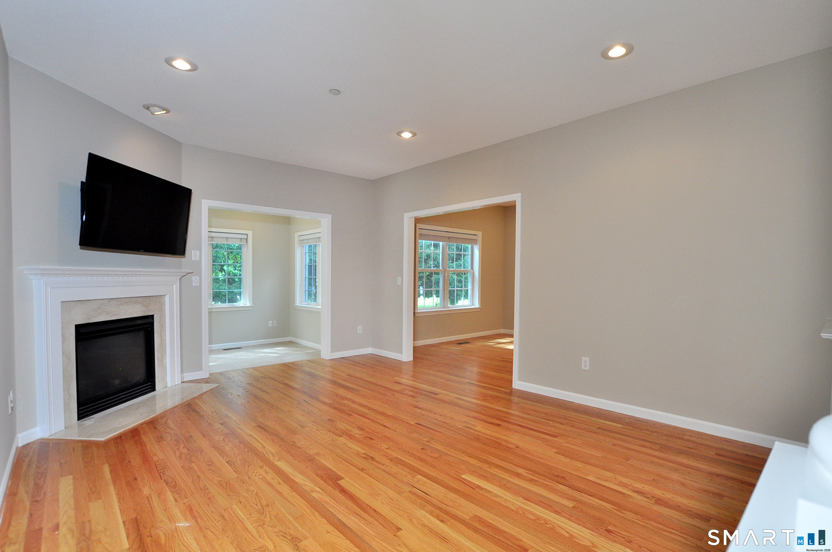 110 Turnberry Lane Windsor CT 06095