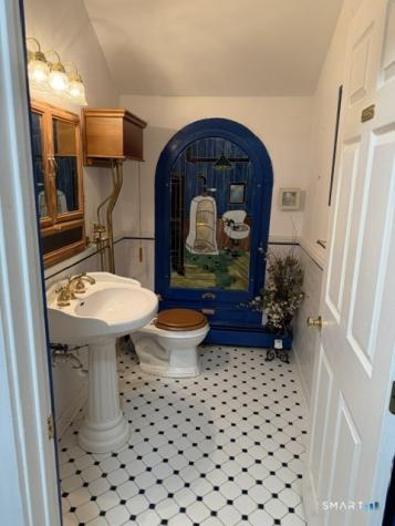 36 Alden Street Hartford CT 06114