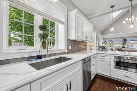 25 Sheffield Street Old Saybrook CT 06475