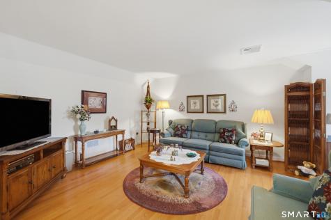 32 Dogwood Court Rocky Hill CT 06067