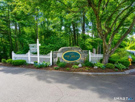 203 Windgate Circle Monroe CT 06468