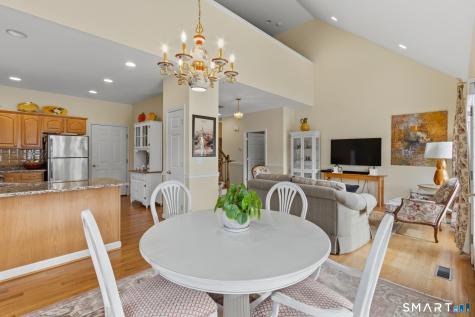 8 Old Barn Road East Windsor CT 06088