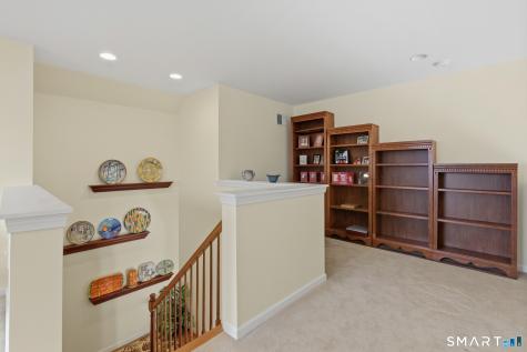 8 Old Barn Road East Windsor CT 06088