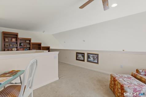 8 Old Barn Road East Windsor CT 06088