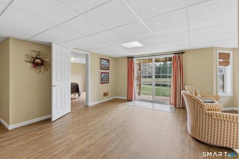 8 Old Barn Road East Windsor CT 06088