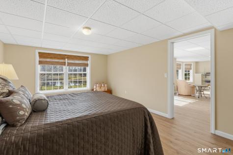 8 Old Barn Road East Windsor CT 06088