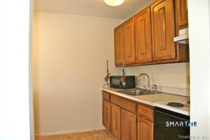 22 Bostwick Arms New Milford CT 06776