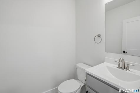 301 Harbour Close New Haven CT 06405