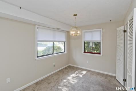 70 Landing Circle Suffield CT 06078