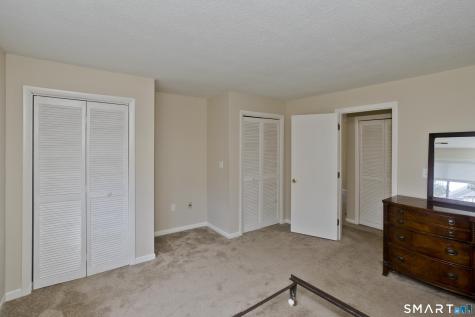 70 Landing Circle Suffield CT 06078