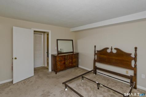 70 Landing Circle Suffield CT 06078