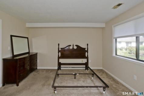 70 Landing Circle Suffield CT 06078