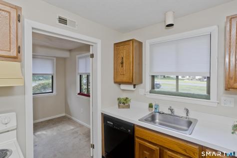 70 Landing Circle Suffield CT 06078