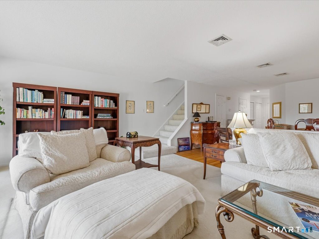233 Mansfield Grove Road East Haven CT 06512