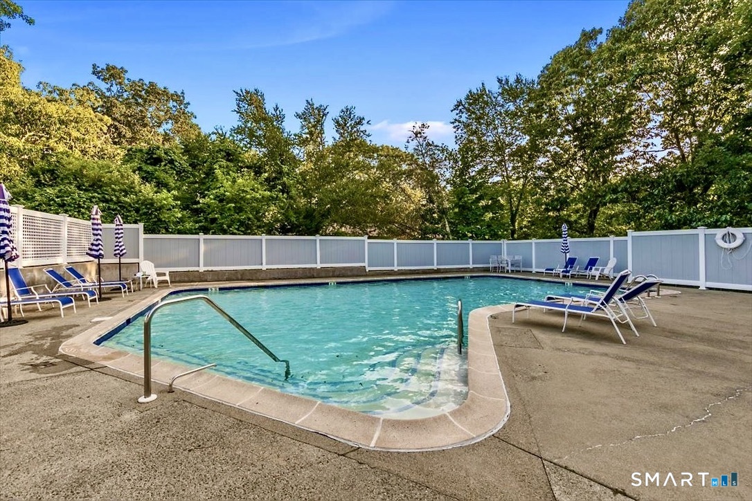 233 Mansfield Grove Road East Haven CT 06512