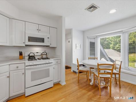 233 Mansfield Grove Road East Haven CT 06512