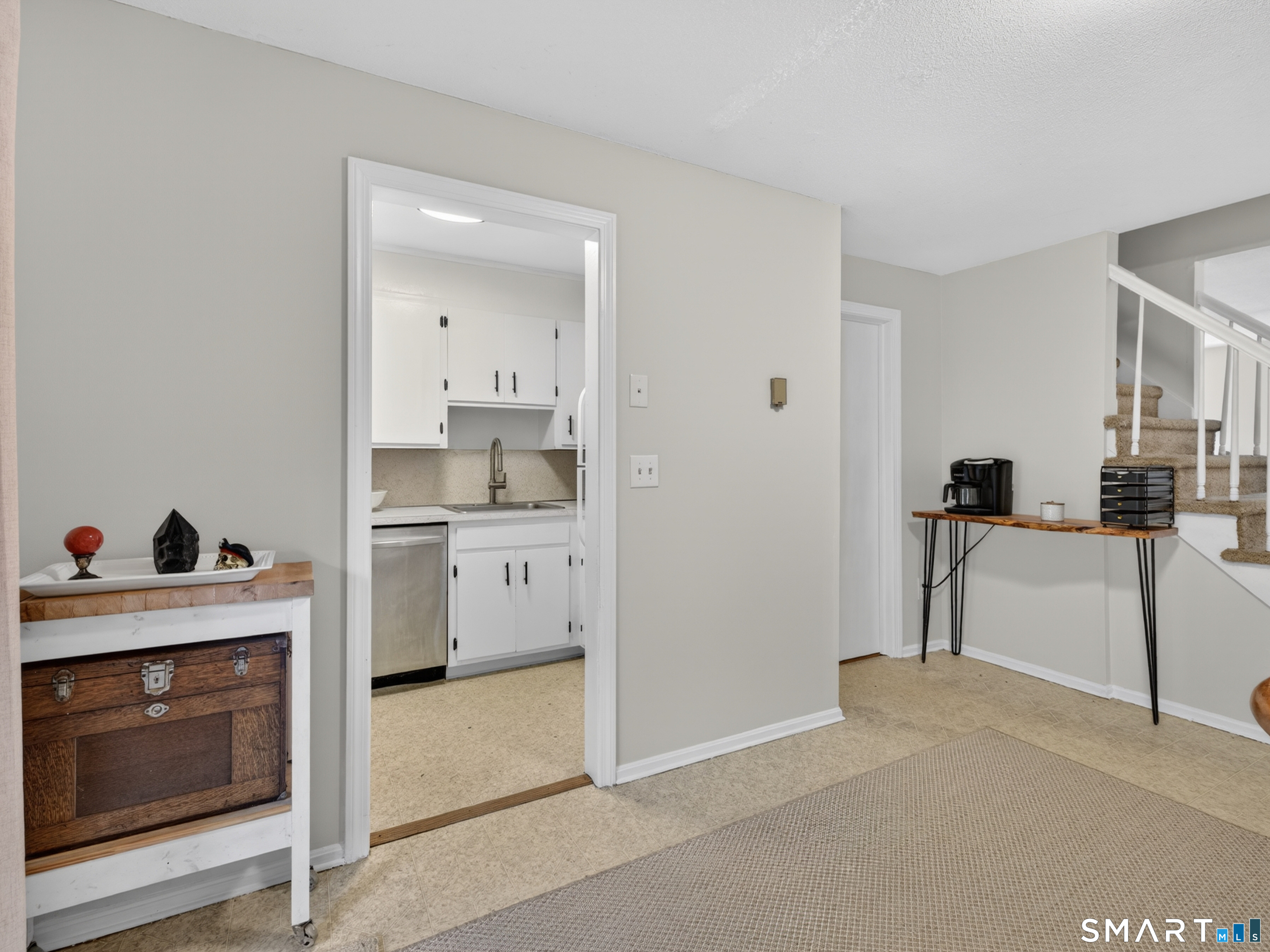 127 Black Point Road East Lyme CT 06357