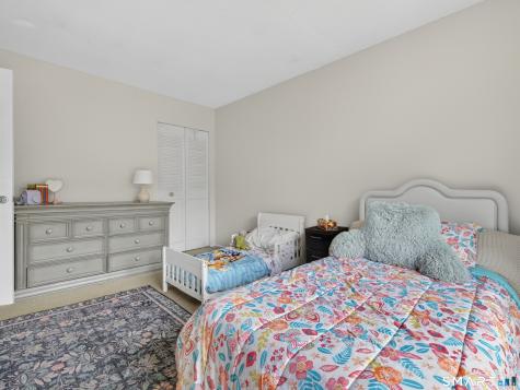 127 Black Point Road East Lyme CT 06357