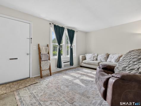 127 Black Point Road East Lyme CT 06357