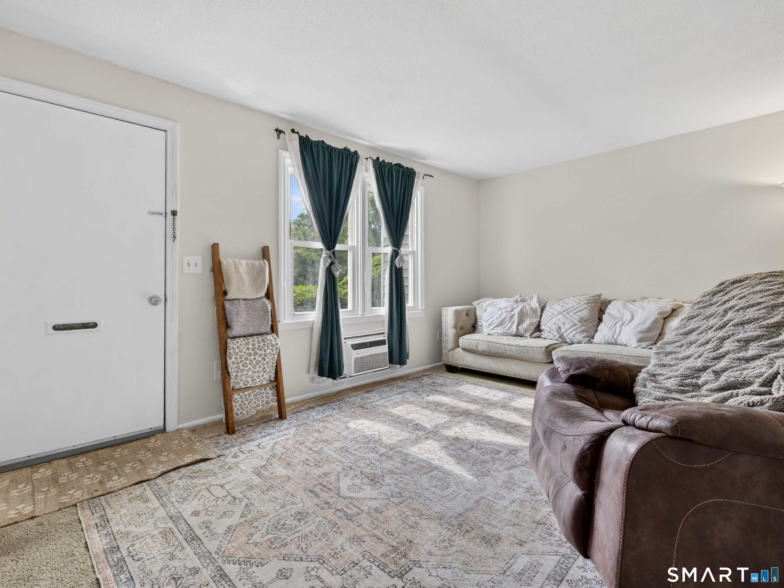 127 Black Point Road East Lyme CT 06357