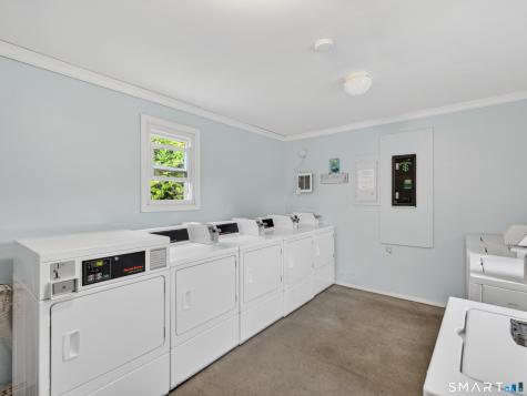 127 Black Point Road East Lyme CT 06357